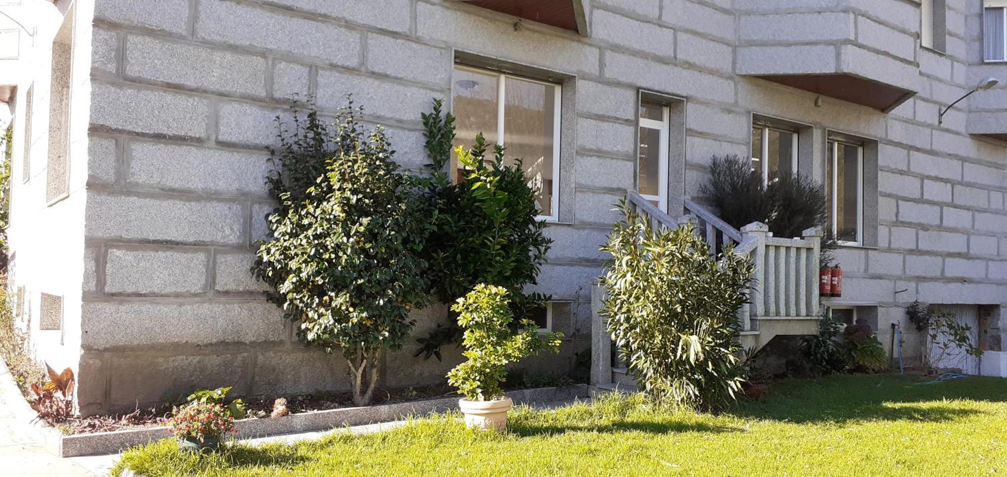 Hostal Entrimena 2 Entrimo Εξωτερικό φωτογραφία