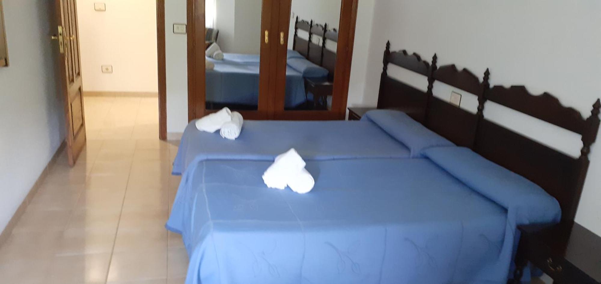 Hostal Entrimena 2 Entrimo Εξωτερικό φωτογραφία