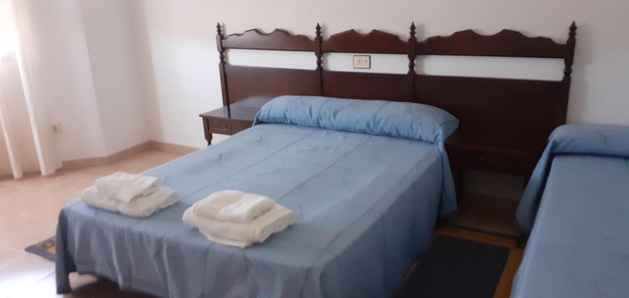Hostal Entrimena 2 Entrimo Εξωτερικό φωτογραφία